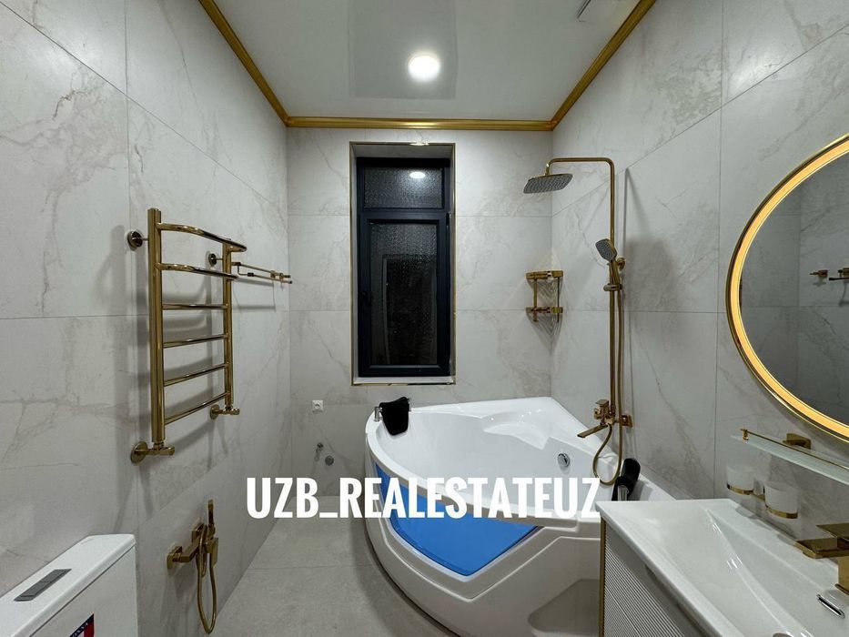 Срочно продаётся Шикарный Дом Самом центре города Никитина