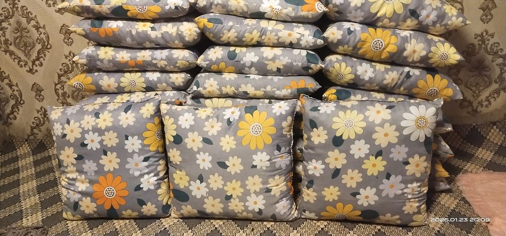 Yostiqlar sotiladi jufti 35 000  mex dan 200ta donaga ham