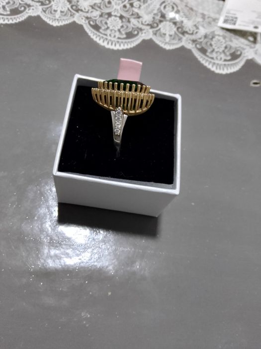 Ювелирное украшение