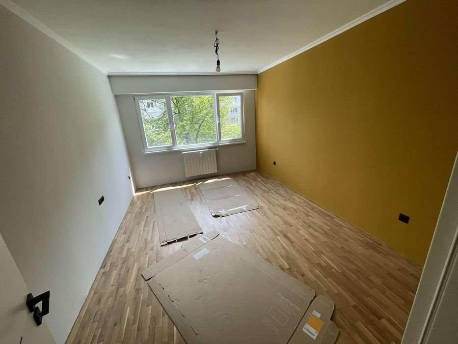 Дава се под наем Тристаен апартамент в София, Гоце Делчев - 84 кв.м за 800 € - Снимка #2