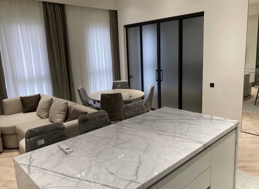 Оринтер Цум! Сдается 2-х комнатная новая квартира