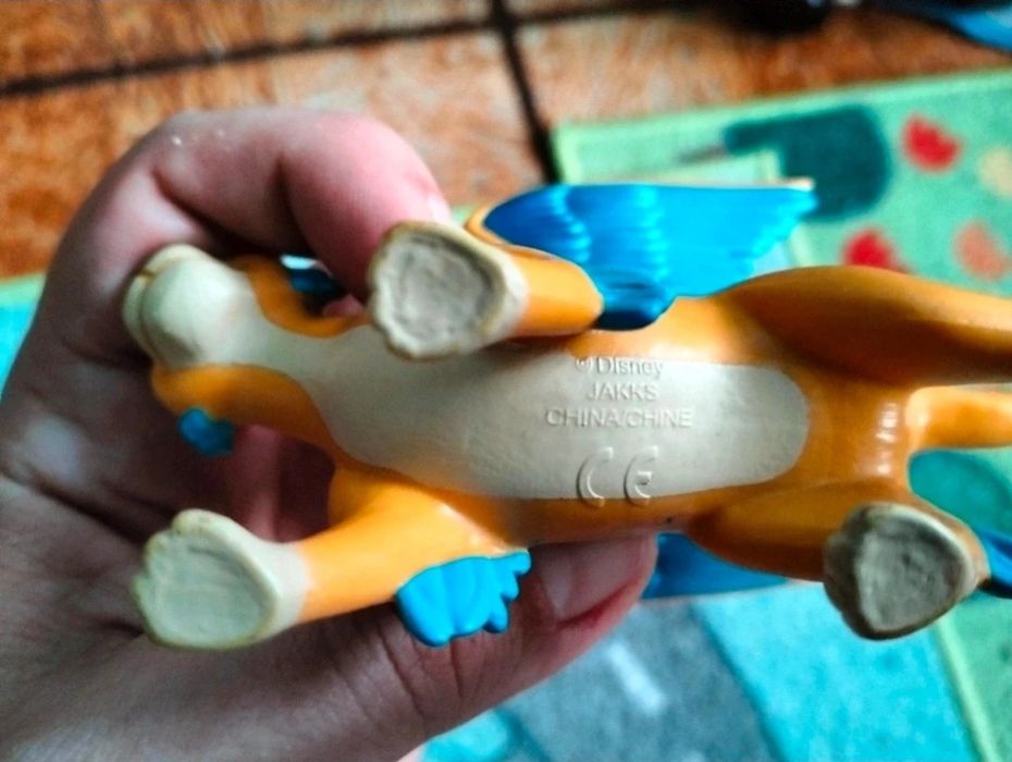 Skylar Disney Jakks pacific