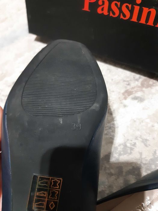 Pantofi 39 dama, Noi Otter