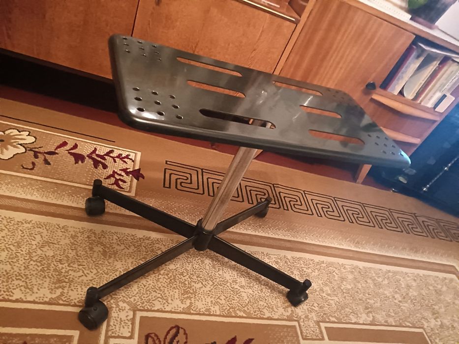 Подставка для телевизора