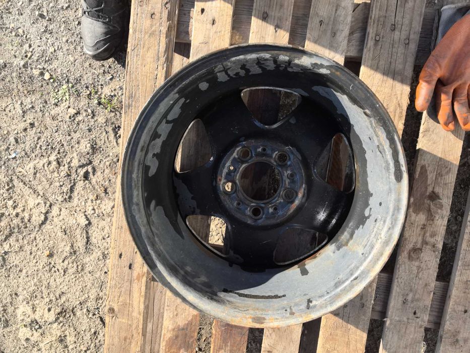 15 цола 5 х 114,3 мм Джийп Гранд Чероки от 1992 до 1998 г