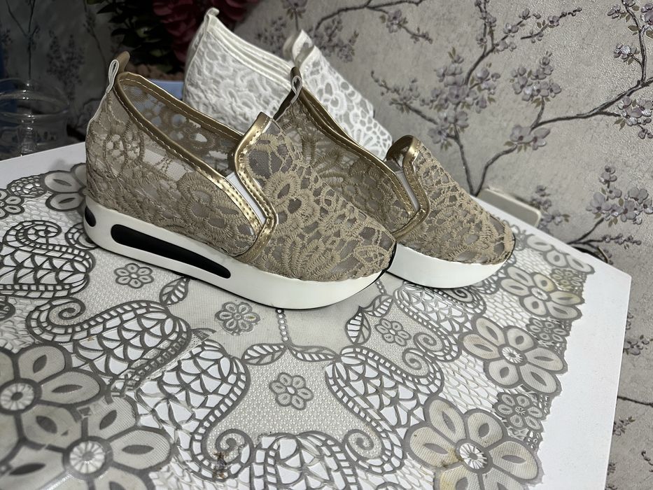 Продам обувь новая