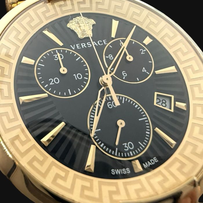 Versace Hellenyium Chronograph – Gold-Tone Luxury мъжки часовнин