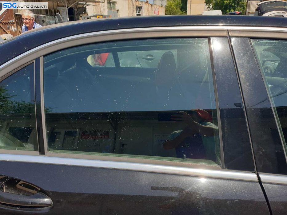 Geam Sticla Culisant de pe Usa Portiera Dreapta Spate Mercedes Clasa C Class W204 Sedan Berlina 2007 - 2014 [K6822]