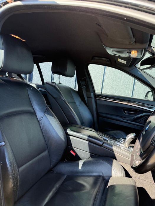 Dezmembrez Bmw F10 M pachet 520D 184 cp