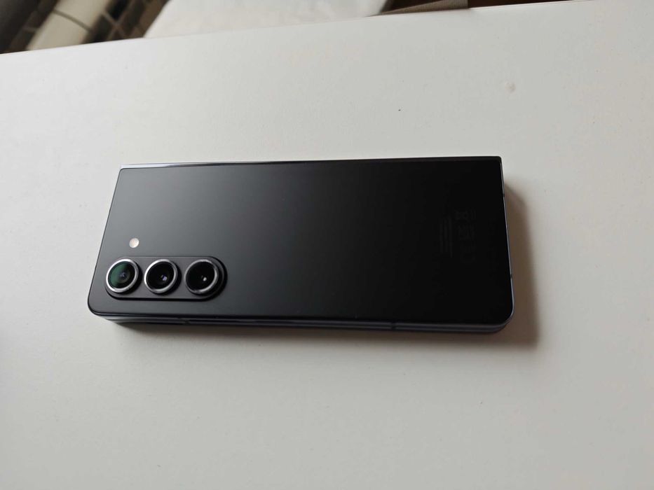 Samsung Galaxy Z Fold 5 512GB | Phantom Black | Работи перфектно