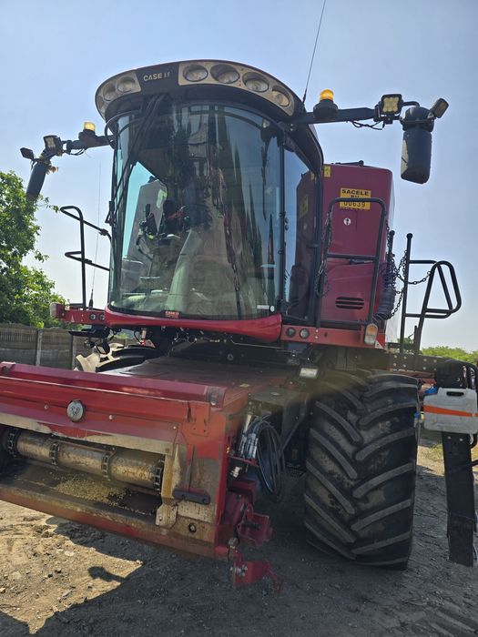 Combină Case de vânzare