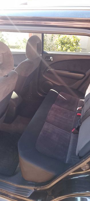Mitsubishi Outlander 2006 2.0 litri Benzina
