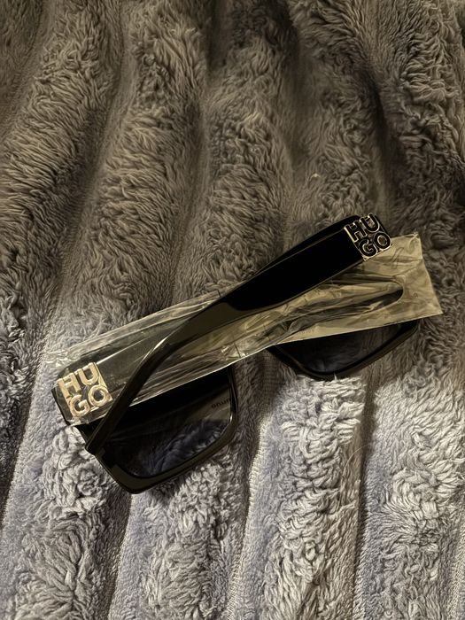 Дамски слънчеви очила Hugo