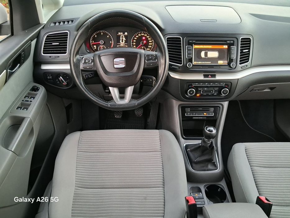 Seat alahambra  Volkswagen sharan  2,0 tdi 140 cp euro 5  Navigație camera marșarier