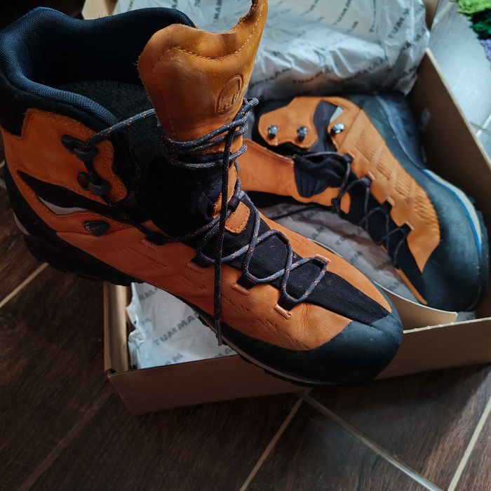 Bocanci trekking tehnici Mammut Kento