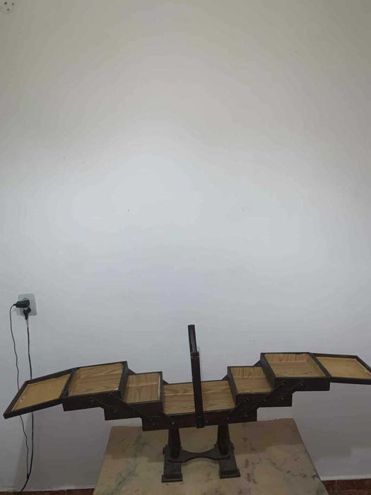 Trusa Mercerie de podea din lemn