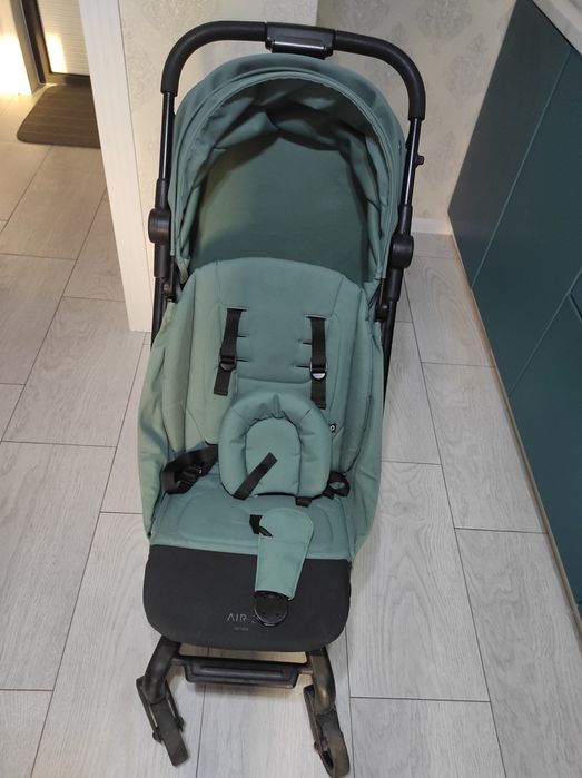 Продам детскую коляску