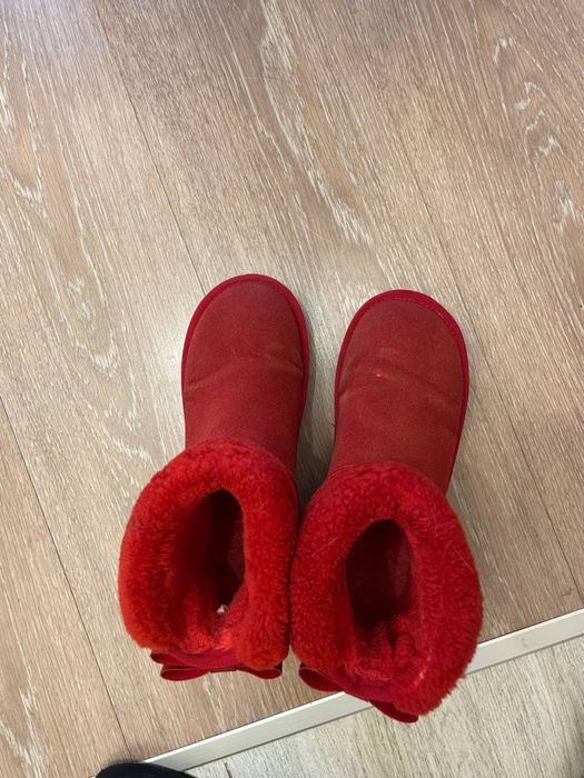 Продам угги зимние 36 размер