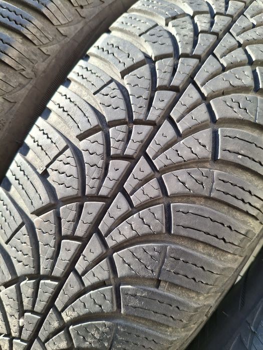 4 Anvelope de iarnă 175 70 r14 Goodyear