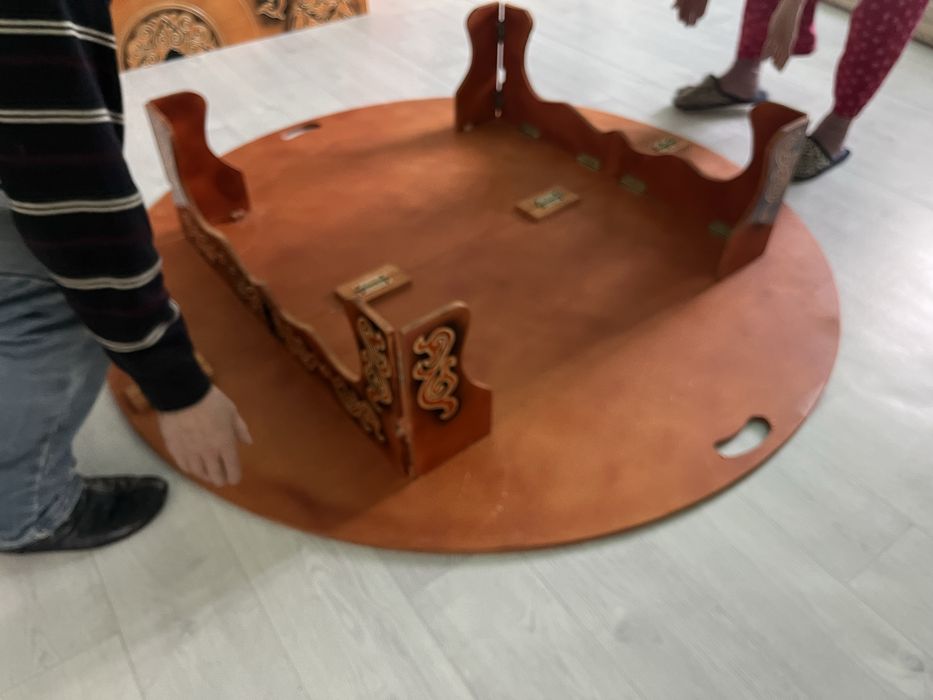 жер стол сатылады