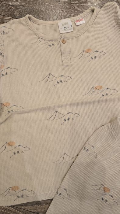 Пижама на Zara размер 110см  4-5год