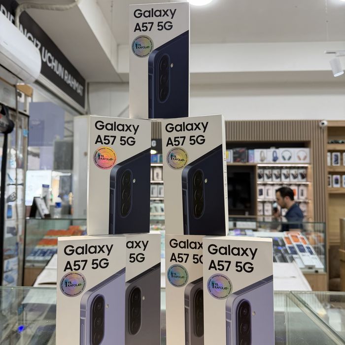Samsung Galaxy A57  256  1 год гарантия От сервиса mix color