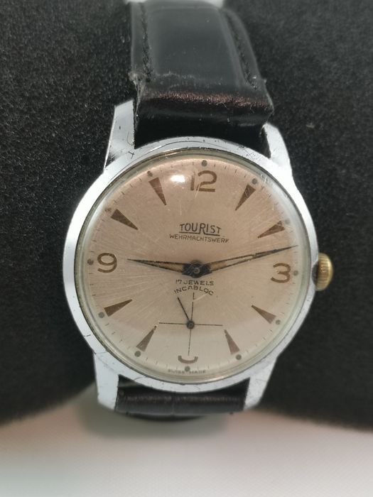 ceas vintage mecanic tourist wehrmachtswerk. mecanism militar