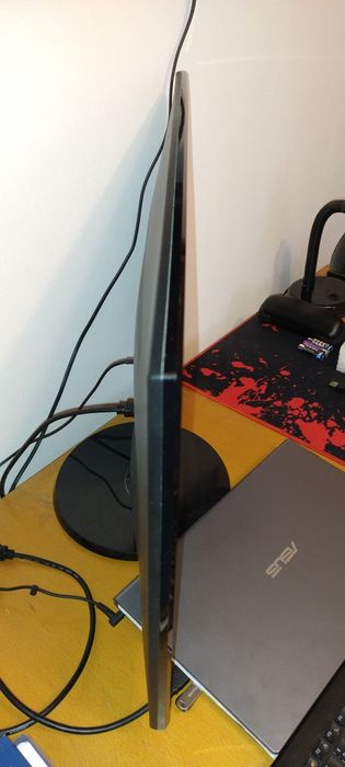 Monitor fhd Planar 27inch cu difuzoare incorporate