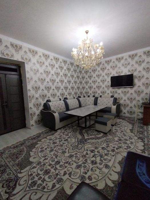 Зангиота туманида 1.9 ва 2.10 га курилган 2 та бир хил участка сотилад