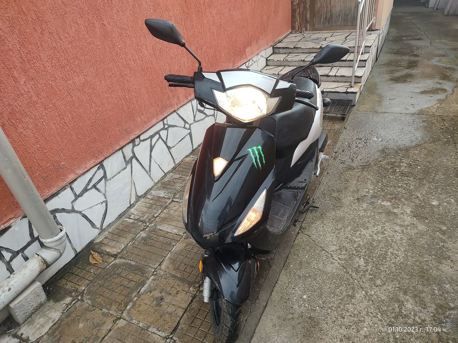 Скутер внос от Австрия50кубика