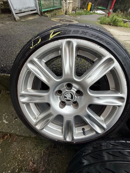 Jante aliaj 215 45 R17