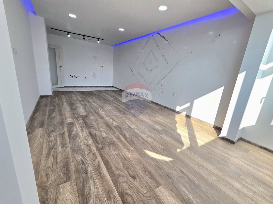 Продава се Двустаен апартамент в Варна, Владислав Варненчик - 65 кв.м за 1059 €/кв.м - Снимка #1