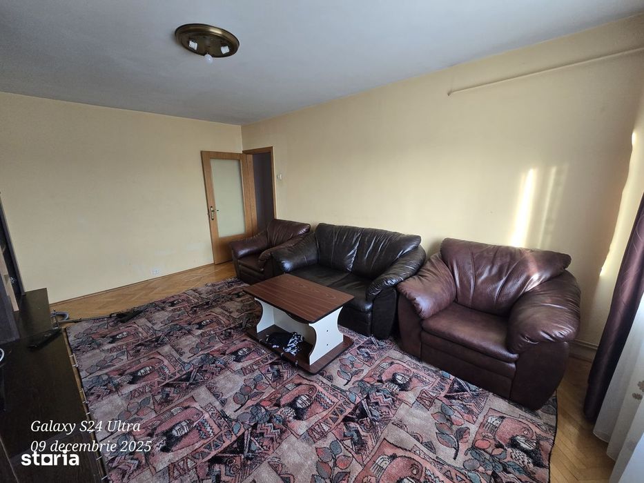 Apartament 3 camere Popa Șapcă 300euro