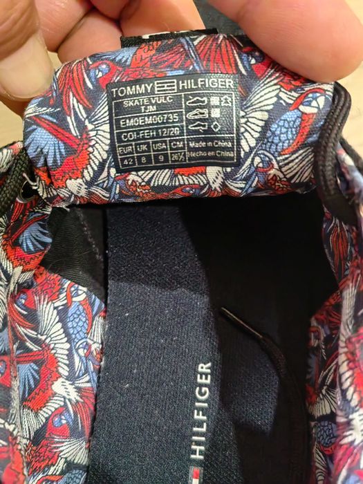 Tomy Hilfiger размер 42