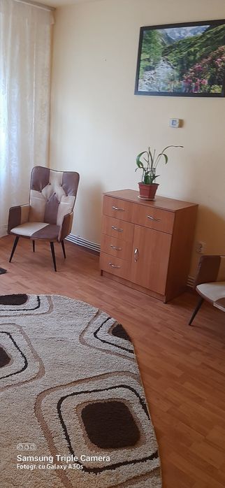 Vând garsonieră mobilata