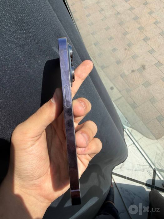 iPhone 14 pro…….