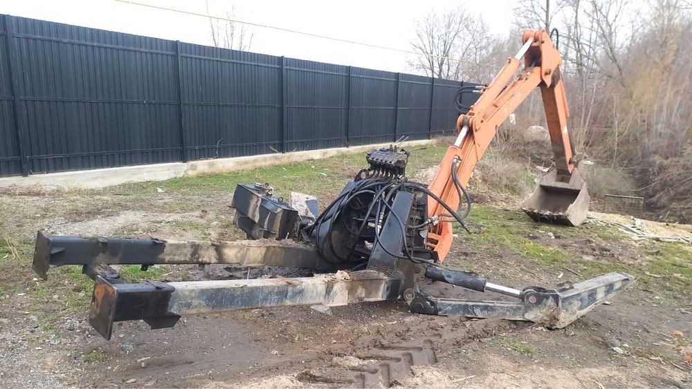 Продам навеску для экскаватора