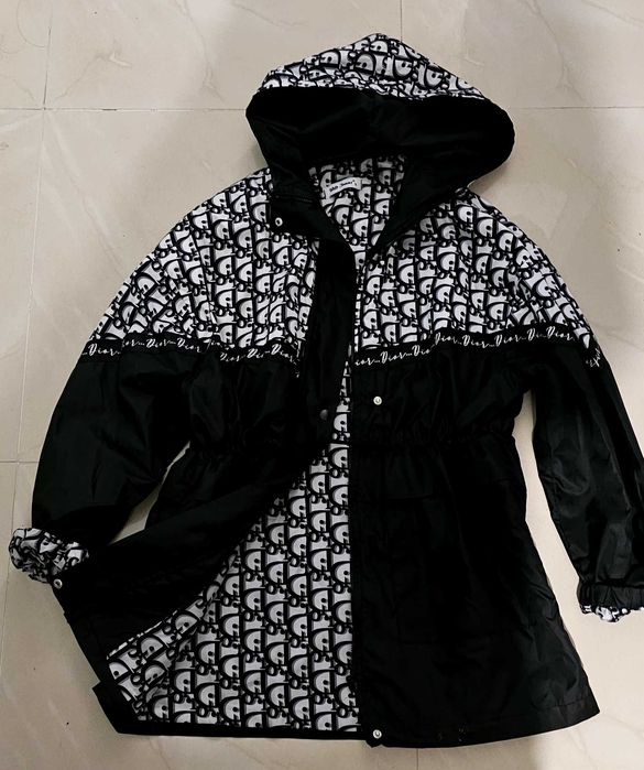 Леко яке размер М- Л