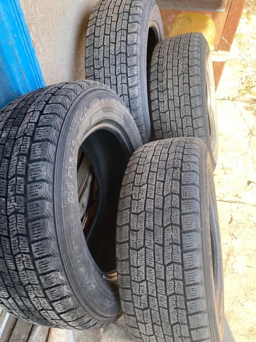Продам зимние шины