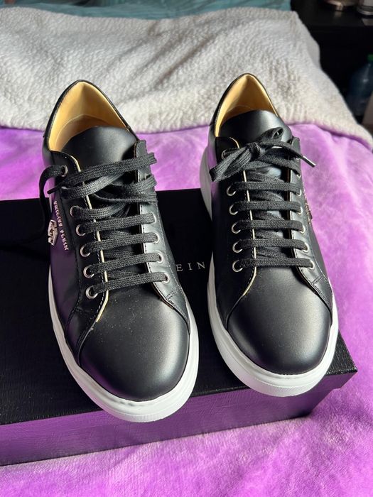 Sneakers Philip Plein Lo-Top Sneakers Hexagon masura 42 noi in cutie c