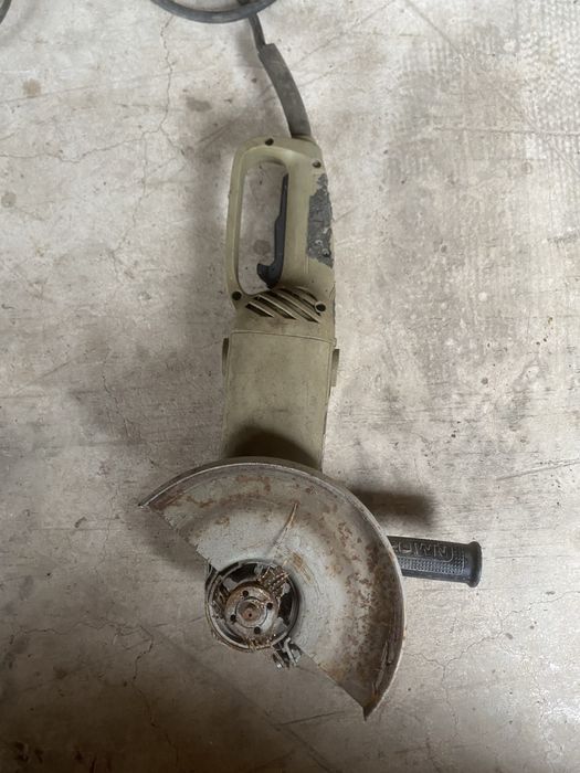 Продам электроинструмент