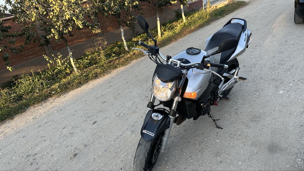 Suzuki GSR 600 2007