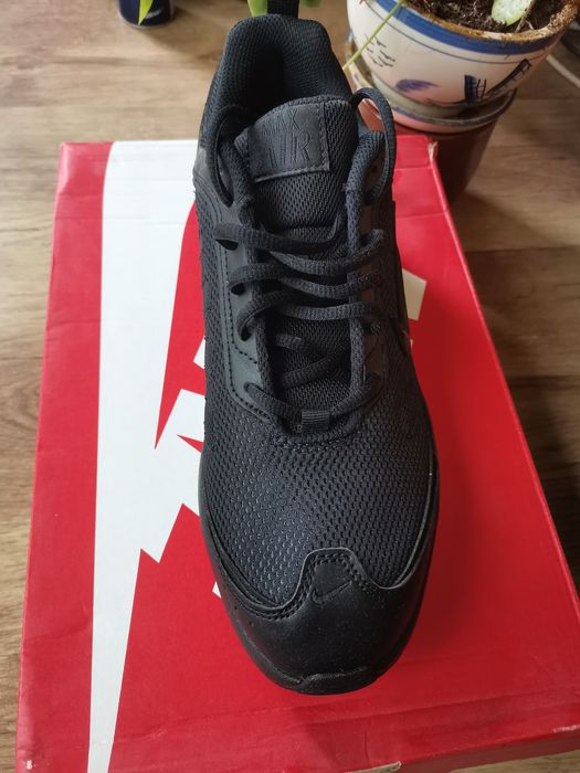 Маратонки   Nike