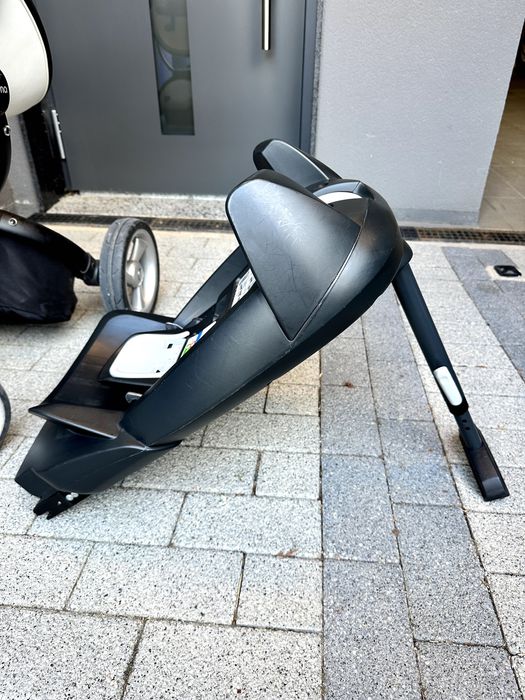 Количка Mima Xari - пълен комплект + кошче за кола