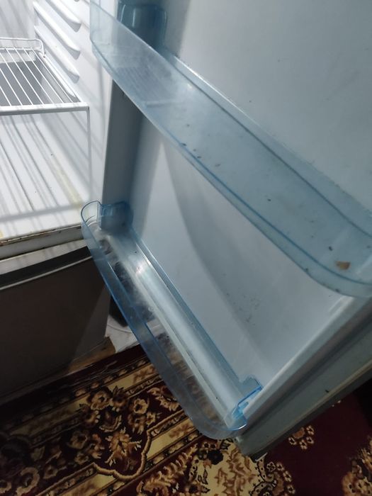 Продаётся холодильник "Бирюса"