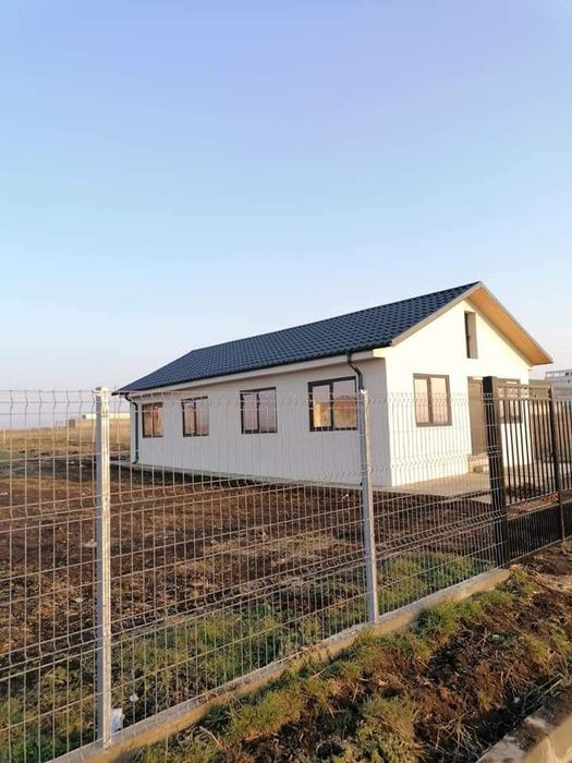 Garduri din sipca metalica, panou tip jaluzele, tabla, plasa si BCA