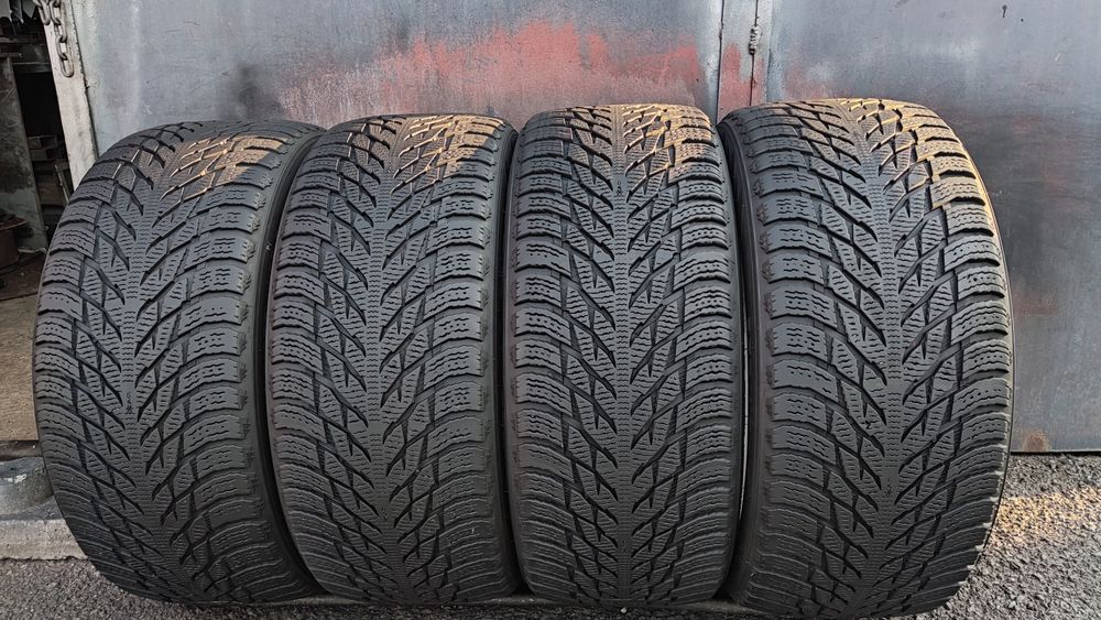 4бр. зимни гуми 255/45/19 Nokian Hakapellitta R3, SUV
dot23