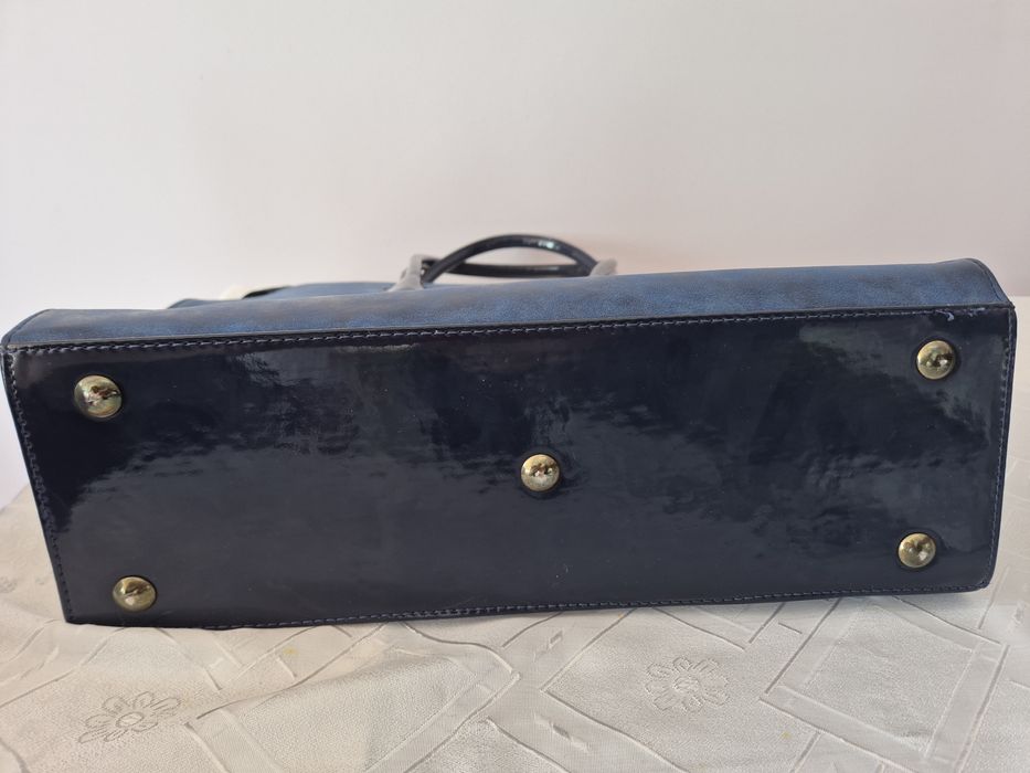 Продавам дамски чанти