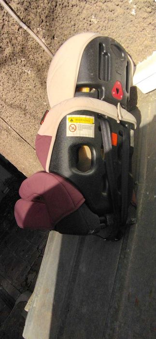 Детско столче за кола Lorelli.