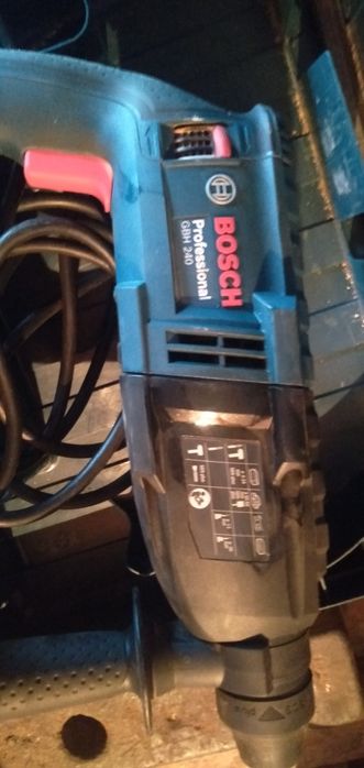 Перфоратор новый 1раз пользовался